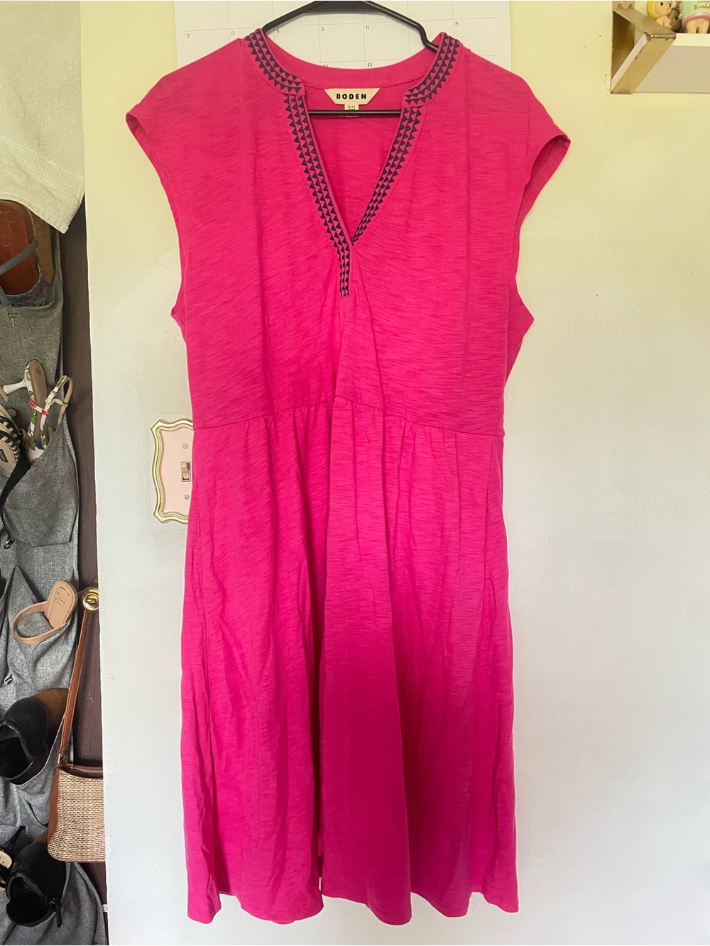 Boden Hot Pink Midi Dress with Navy Embroidered V-Neck - Picture 1 of 2